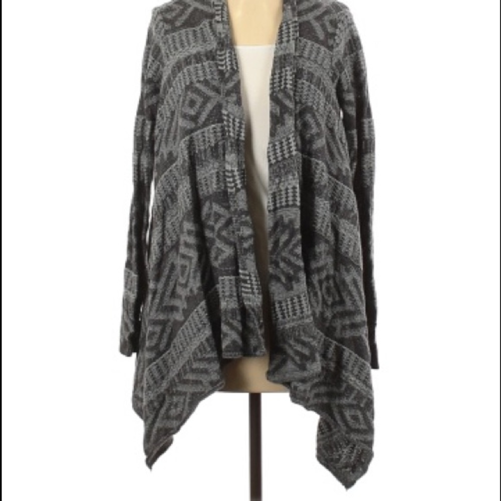 American eagle geometric grey cardigan